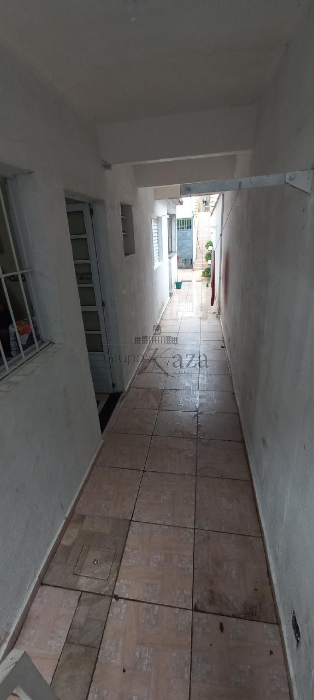 Foto 27 de Casa Padrão em Jardim Torrão de Ouro, São José dos Campos - imagem 27