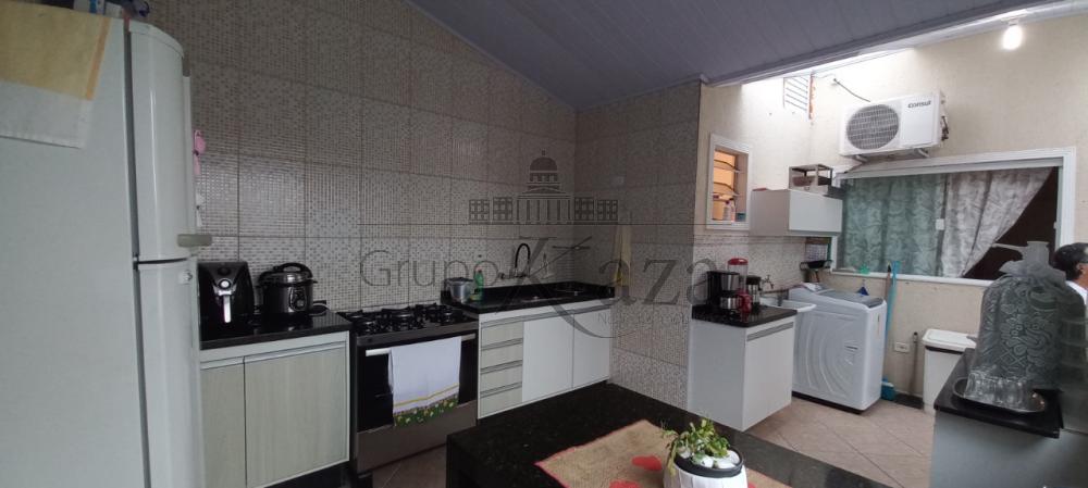 Foto 40 de Casa Padrão em Jardim Torrão de Ouro, São José dos Campos - imagem 40
