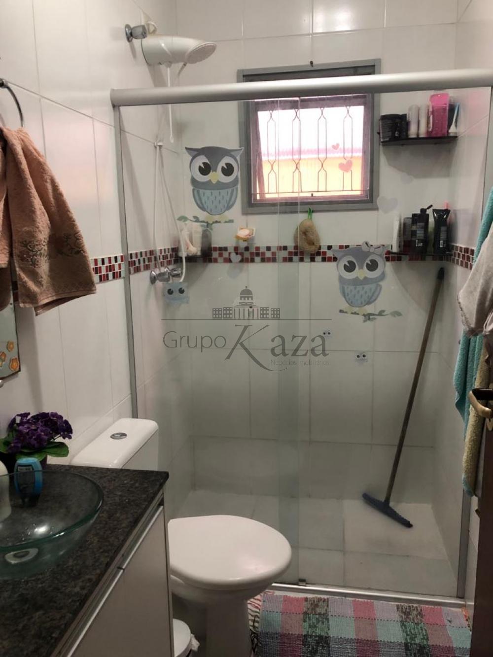 Foto 8 de Casa Padrão em Jardim Santa Inês III, São José dos Campos - imagem 8