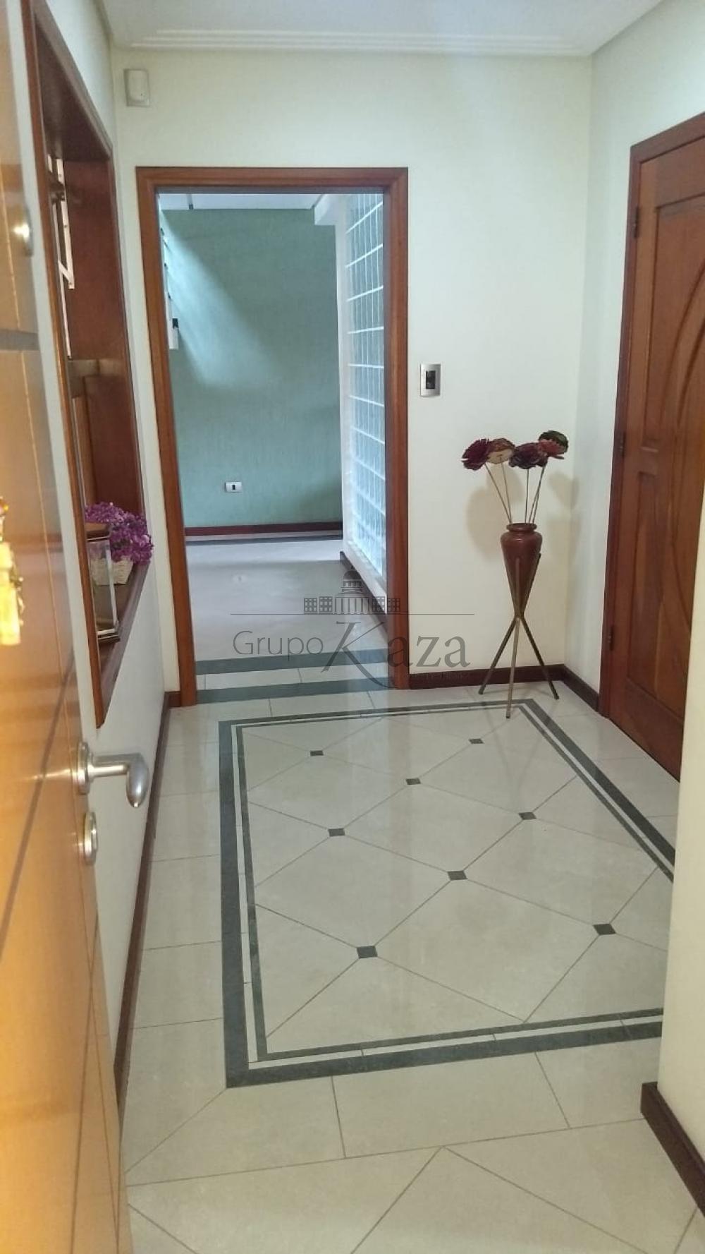 Foto 10 de Casa Sobrado em Jardim Santa Maria, Jacareí - imagem 10