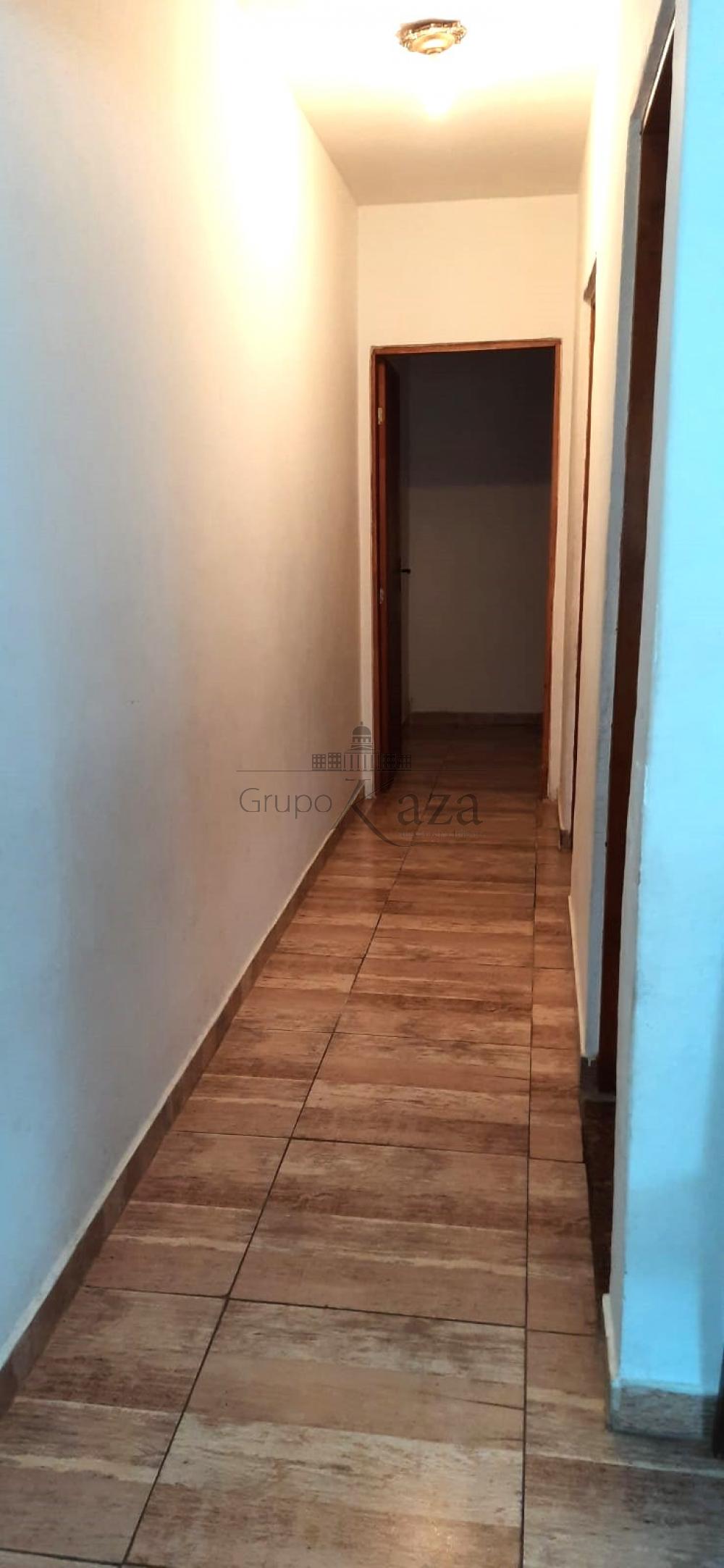 Foto 9 de Casa Comercial  Residencial em Parque Santo Antônio, Jacareí - imagem 9