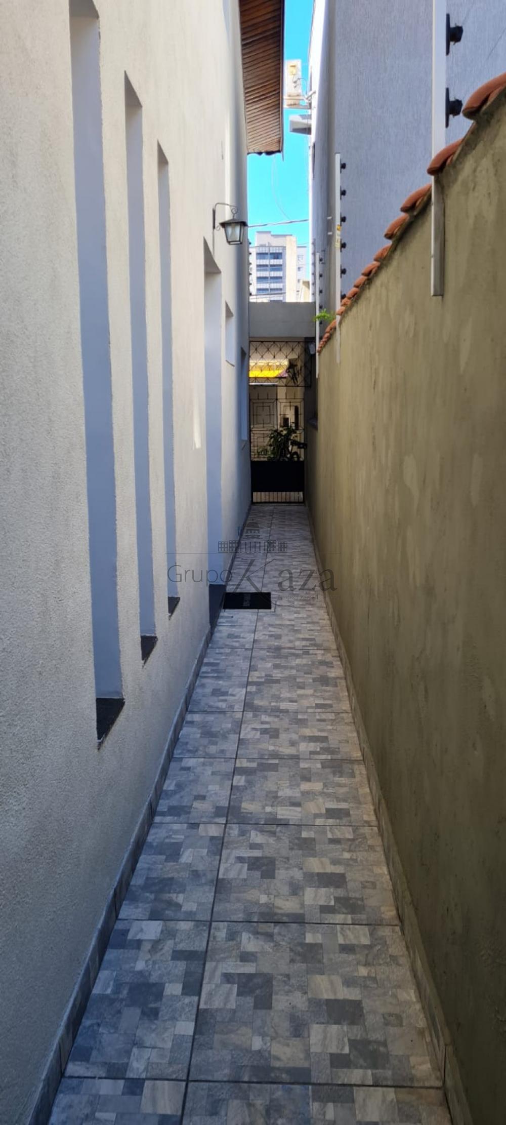 Foto 34 de Casa Padrão em Centro, Taubaté - imagem 34