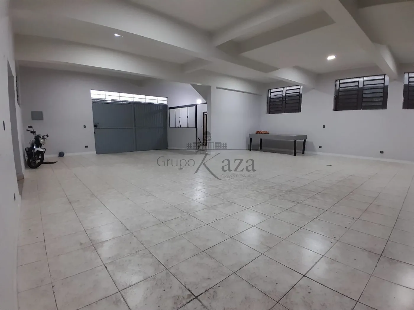 Foto 1 de Comercial Ponto Comercial em Palmeiras de São José, São José dos Campos - imagem 1