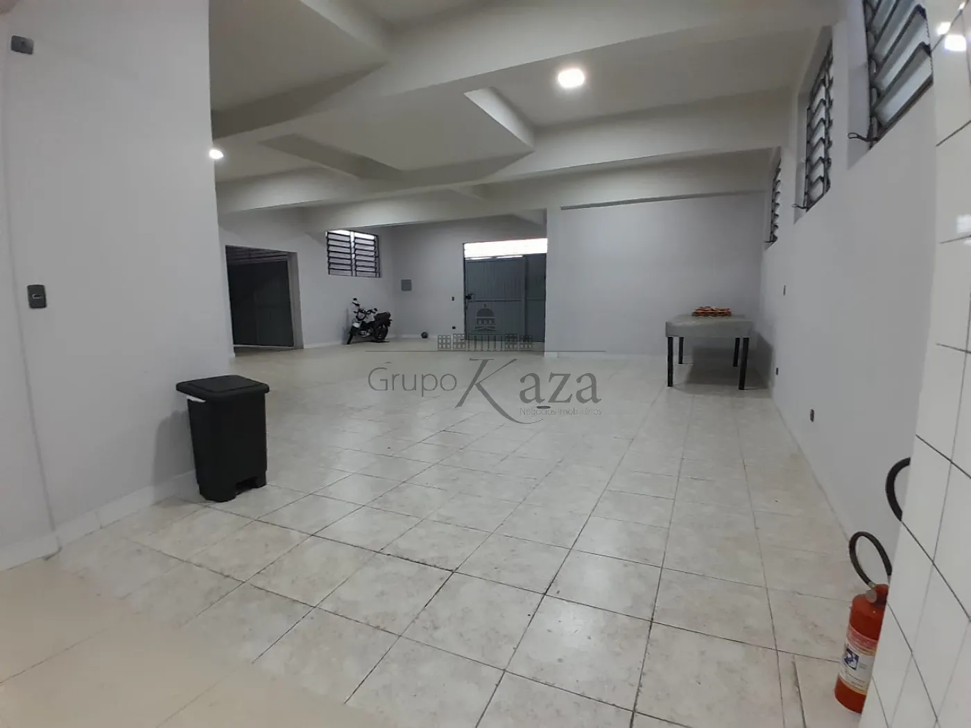 Foto 8 de Comercial Ponto Comercial em Palmeiras de São José, São José dos Campos - imagem 8