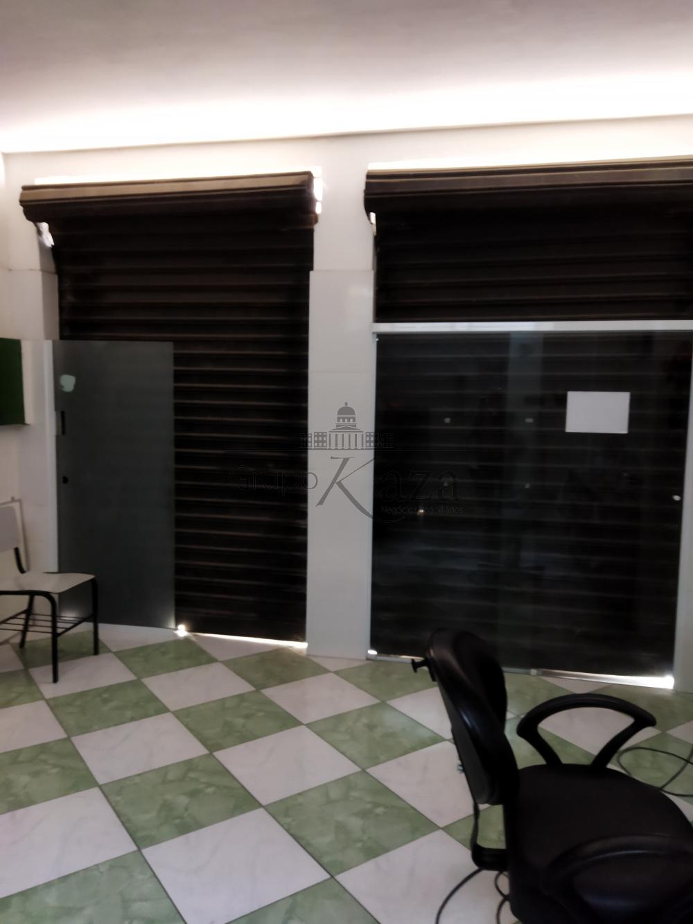 Foto 3 de Casa Comercial  Residencial em Parque Itamarati, Jacareí - imagem 3