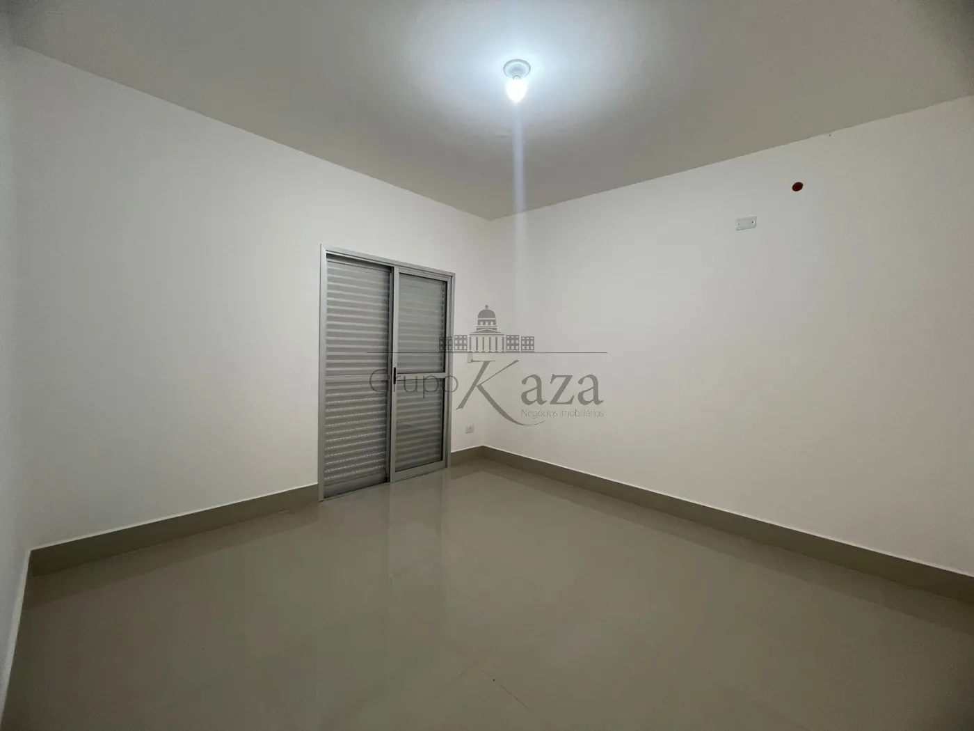 Foto 15 de Casa Sobrado em Jardim Siesta, Jacareí - imagem 15