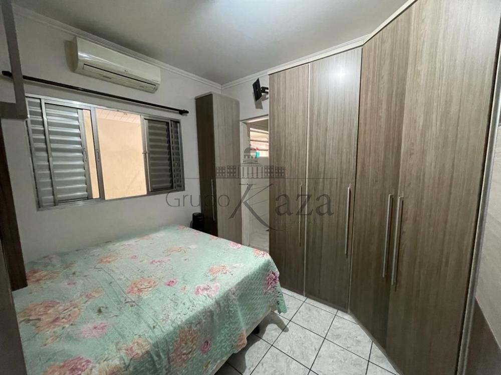 Foto 9 de Casa Padrão em Chácaras Santa Maria, Jacareí - imagem 9