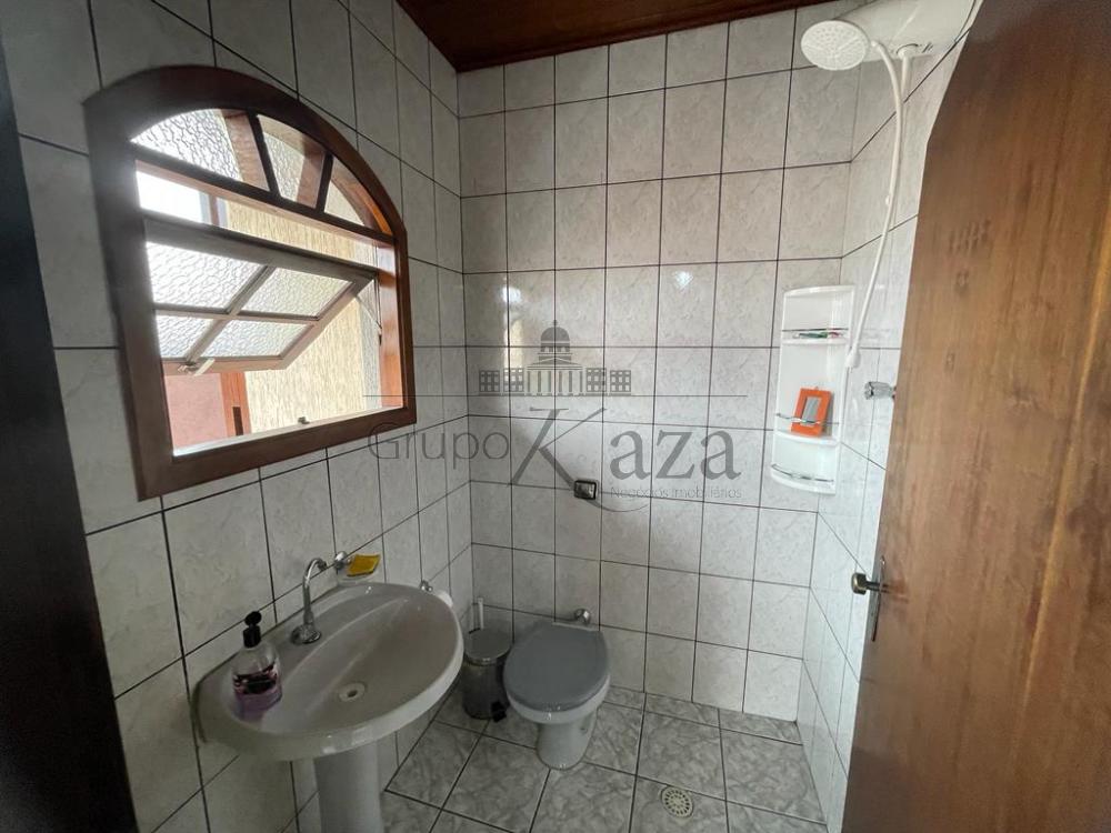 Foto 20 de Casa Padrão em Chácaras Santa Maria, Jacareí - imagem 20