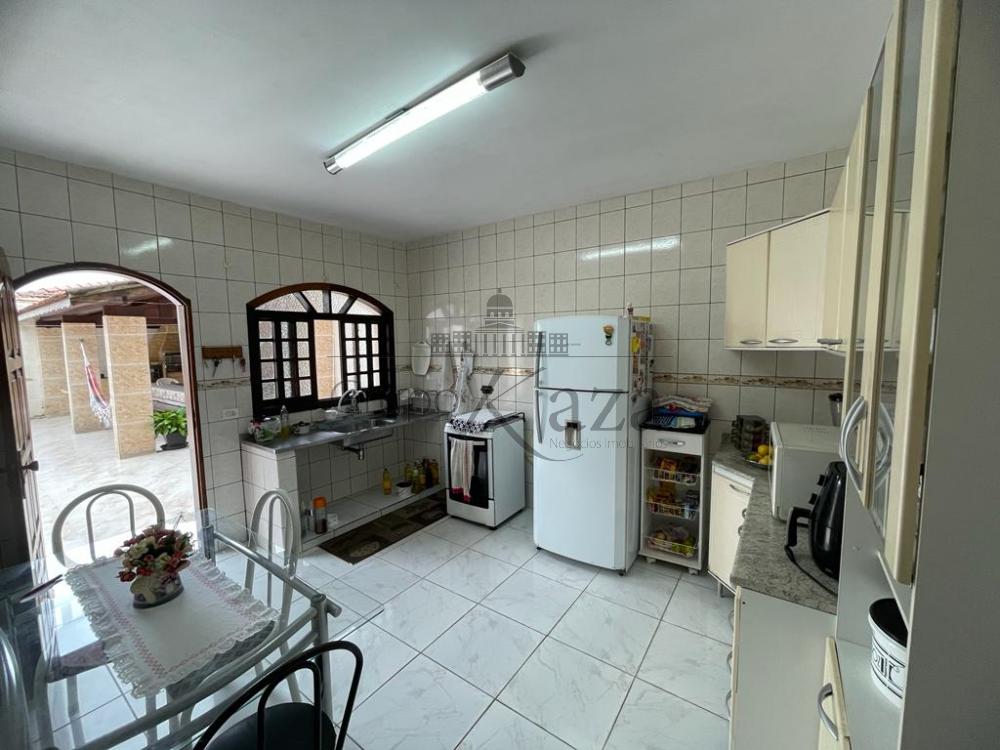 Foto 14 de Casa Padrão em Chácaras Santa Maria, Jacareí - imagem 14