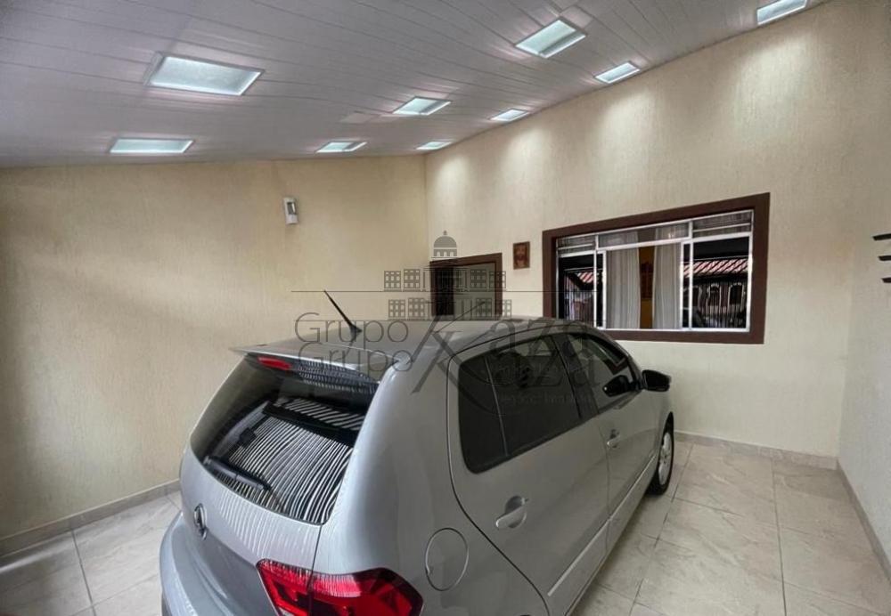 Foto 1 de Casa Padrão em Chácaras Santa Maria, Jacareí - imagem 1