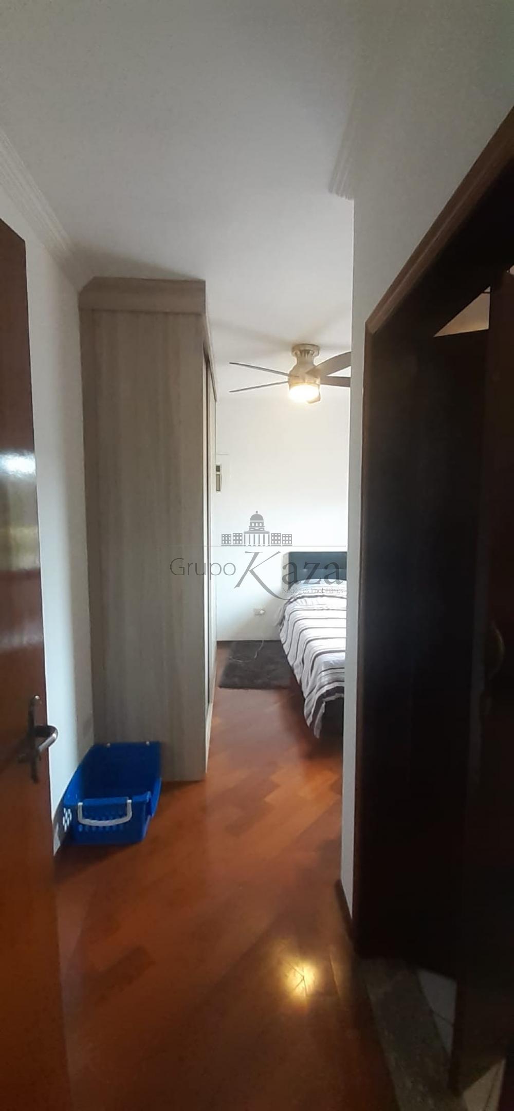 Foto 43 de Casa Condomínio em Vila Zezé, Jacareí - imagem 43