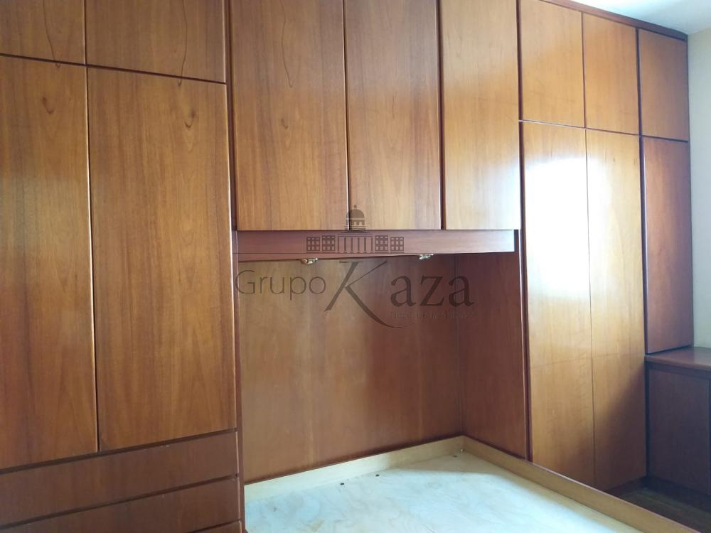Quarto Casal