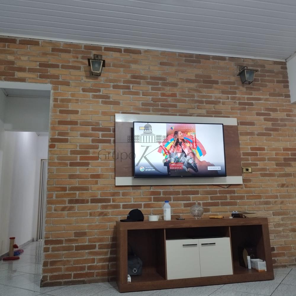 Foto 1 de Casa Padrão em Jardim Santa Marina, Jacareí - imagem 1