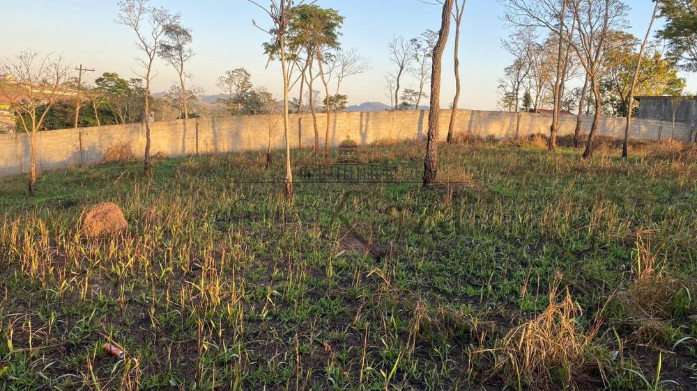 Foto 3 de Terreno Padrão em Veraneio Irajá, Jacareí - imagem 3