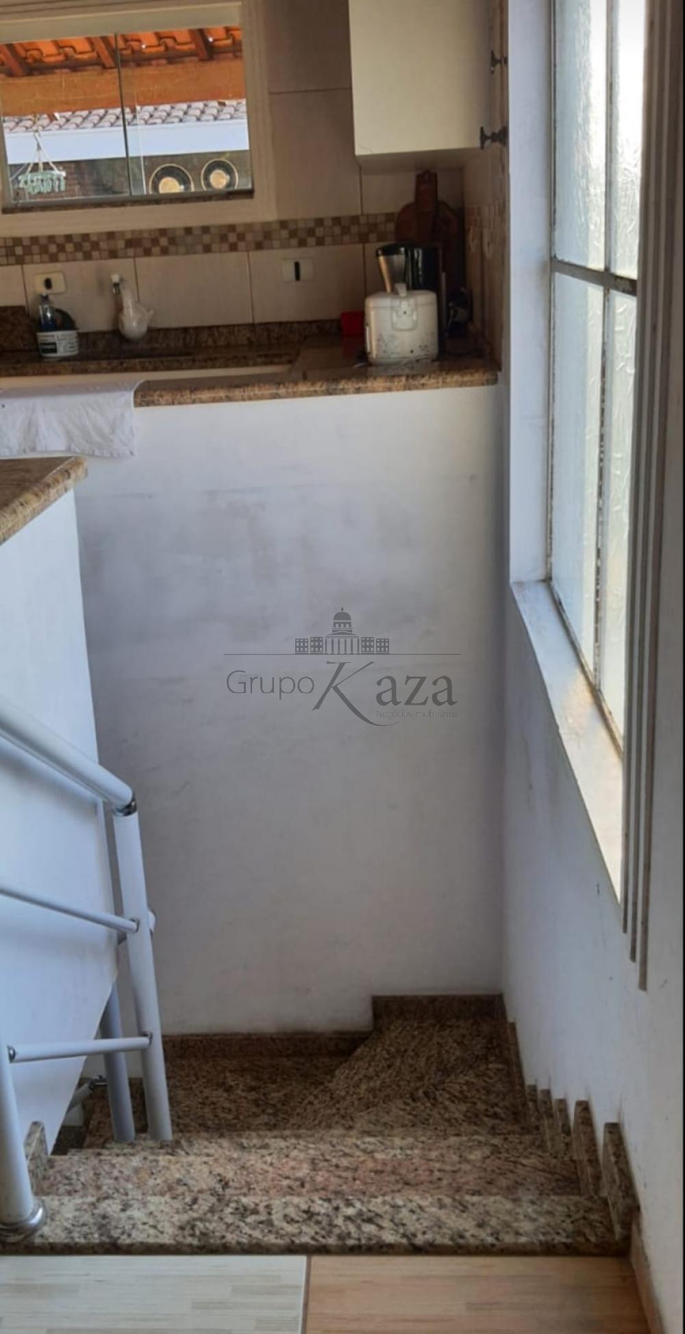 Foto 6 de Casa Sobrado em Jardim das Cerejeiras, São José dos Campos - imagem 6