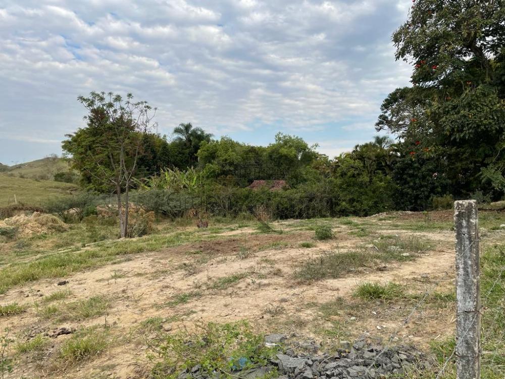 Foto 1 de Terreno Padrão em Chácaras Reunidas Igarapés, Jacareí - imagem 1