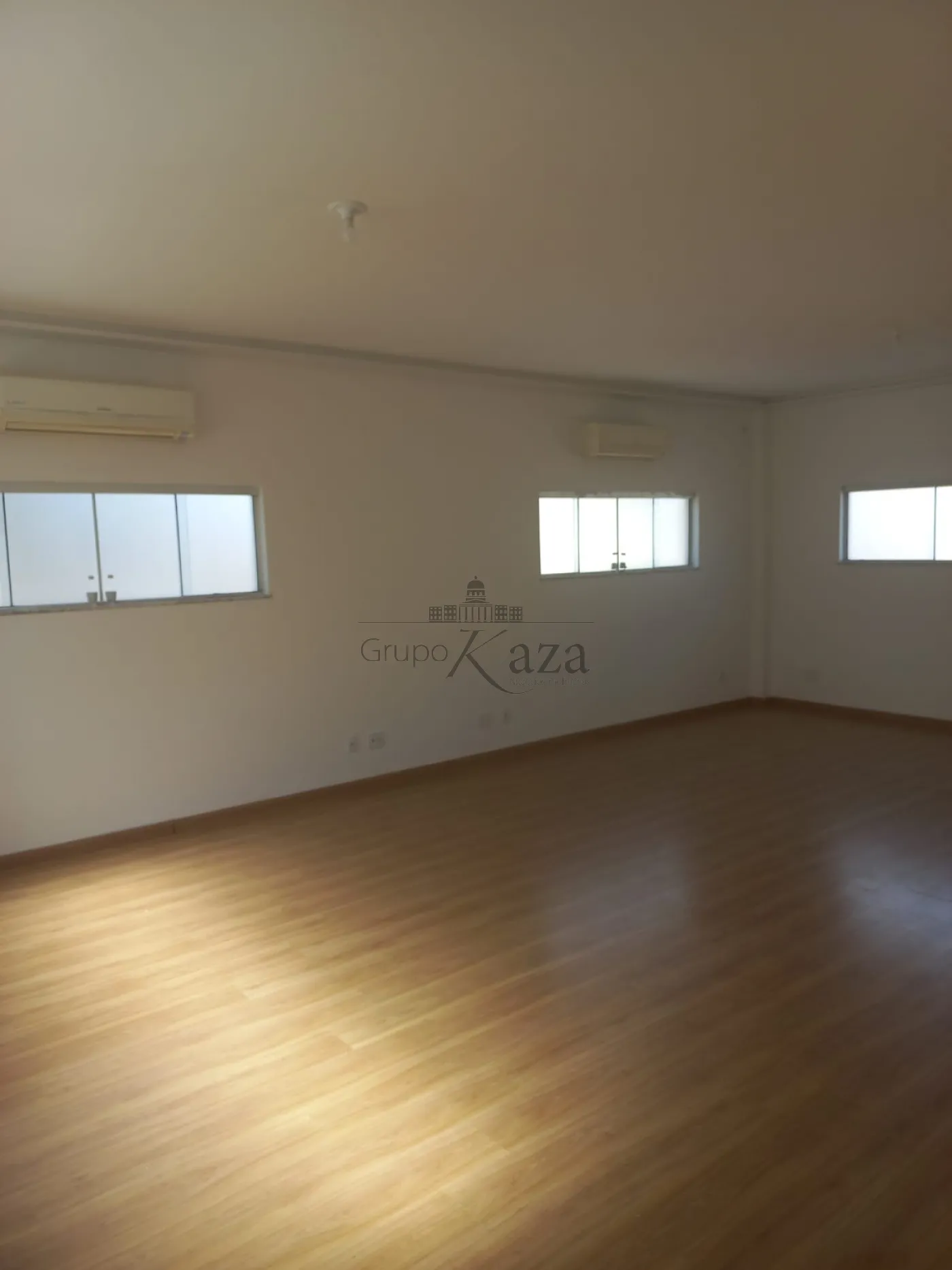 Foto 9 de Comercial Sobreloja em Jardim Maringá, São José dos Campos - imagem 9