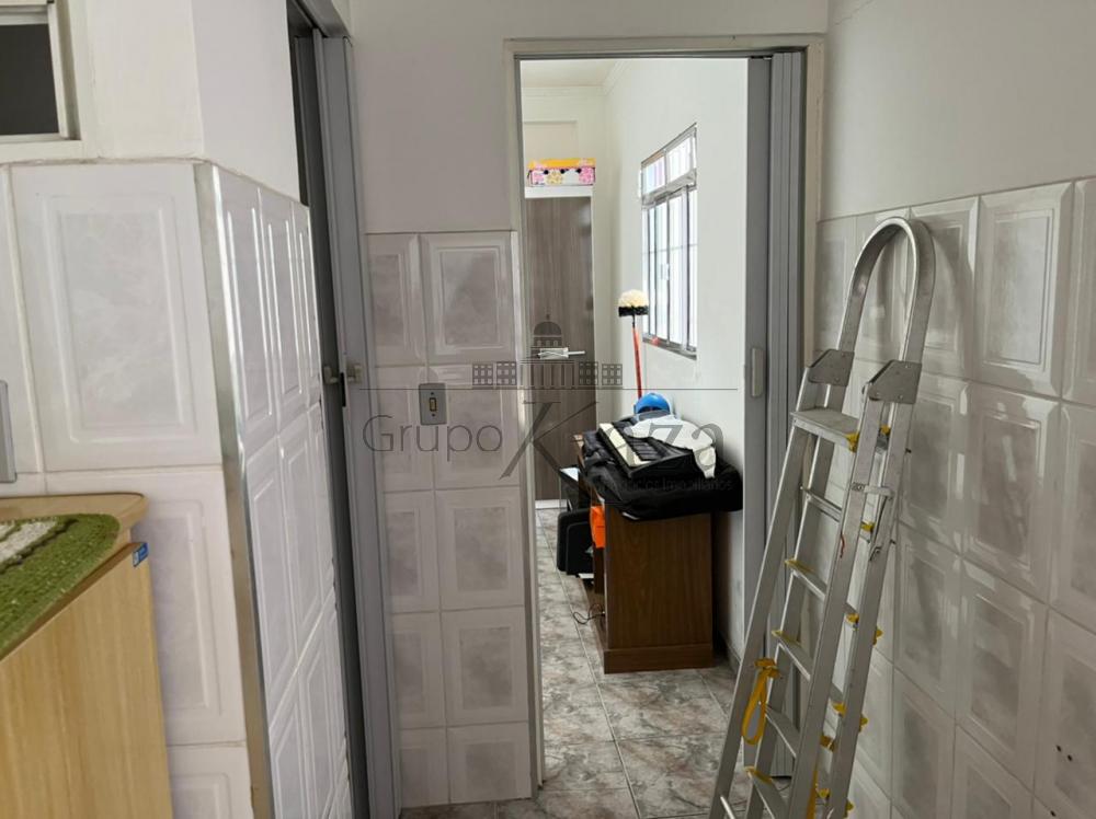 Foto 18 de Casa Sobrado em Parque Califórnia, Jacareí - imagem 18