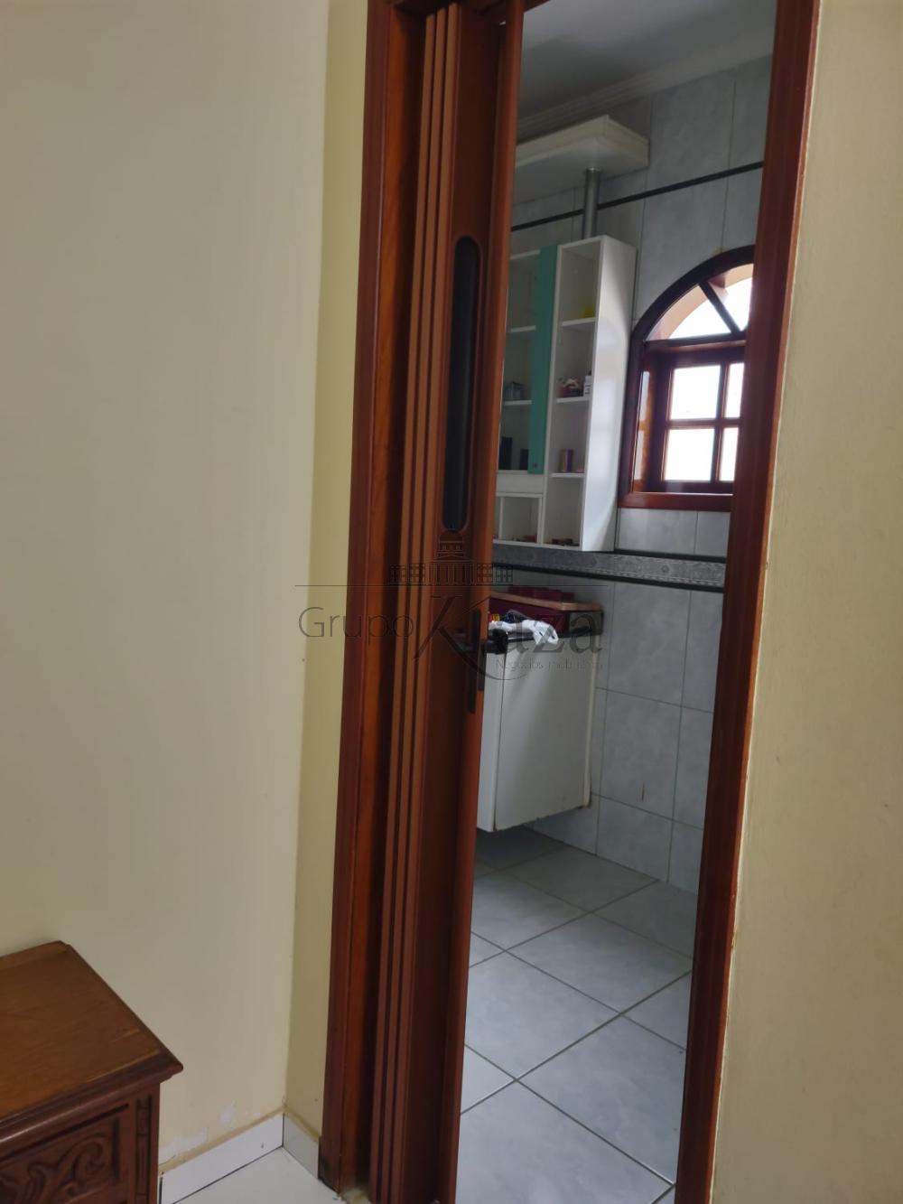 Foto 11 de Casa Padrão em Bosque dos Eucaliptos, São José dos Campos - imagem 11