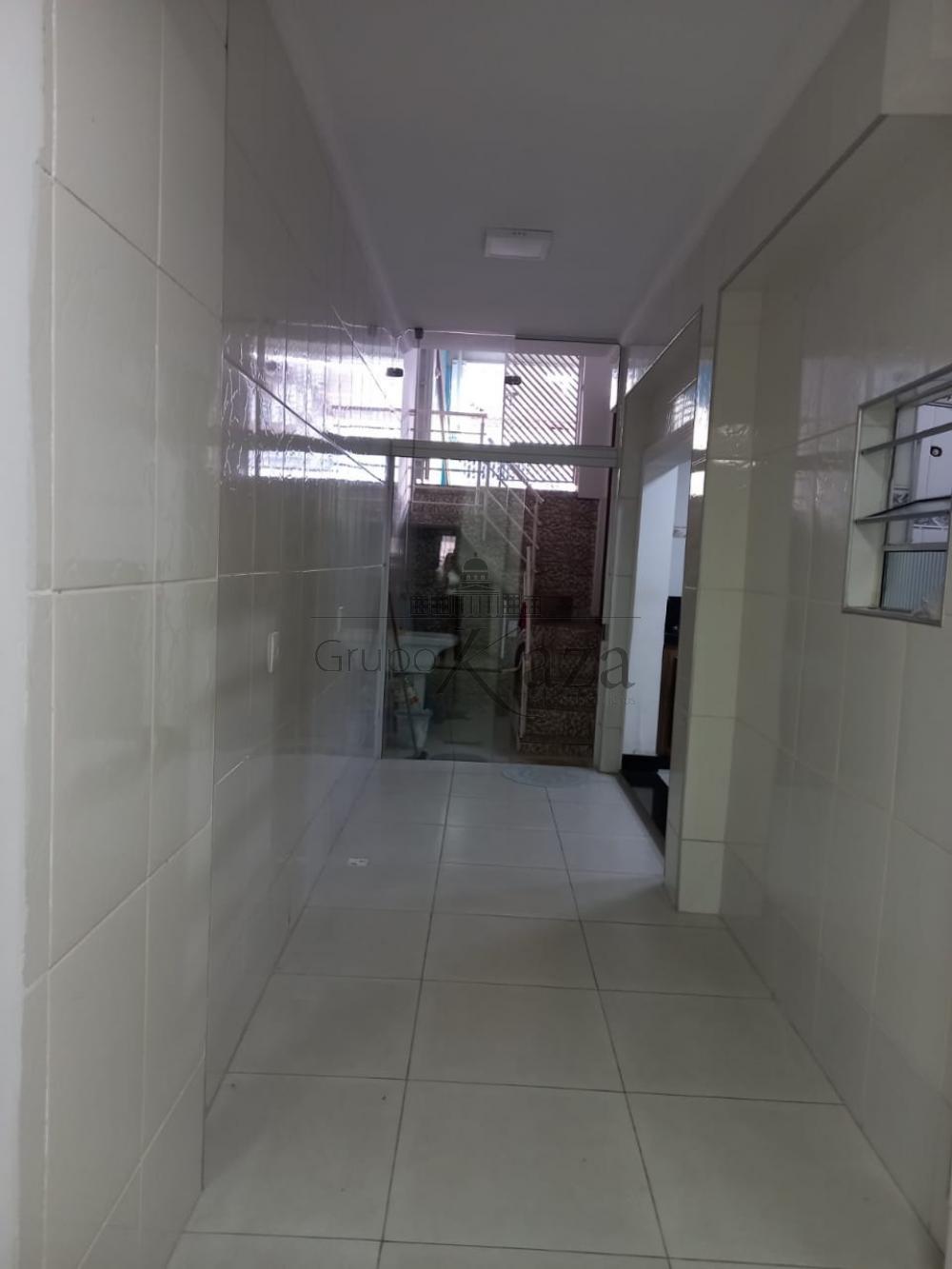 Foto 10 de Casa Sobrado em Jardim Ismênia, São José dos Campos - imagem 10
