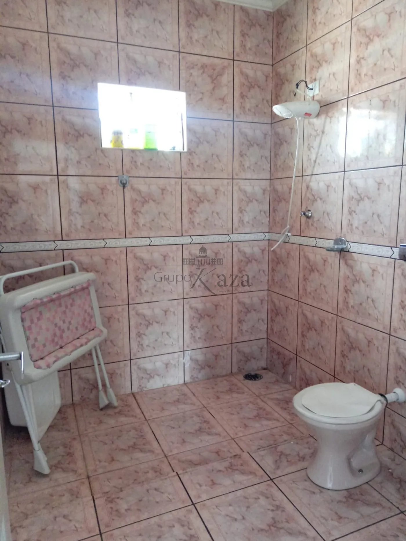 Foto 17 de Casa Padrão em Chácaras Santa Maria, Jacareí - imagem 17
