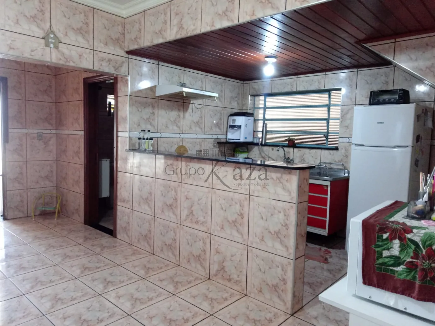 Foto 4 de Casa Padrão em Chácaras Santa Maria, Jacareí - imagem 4