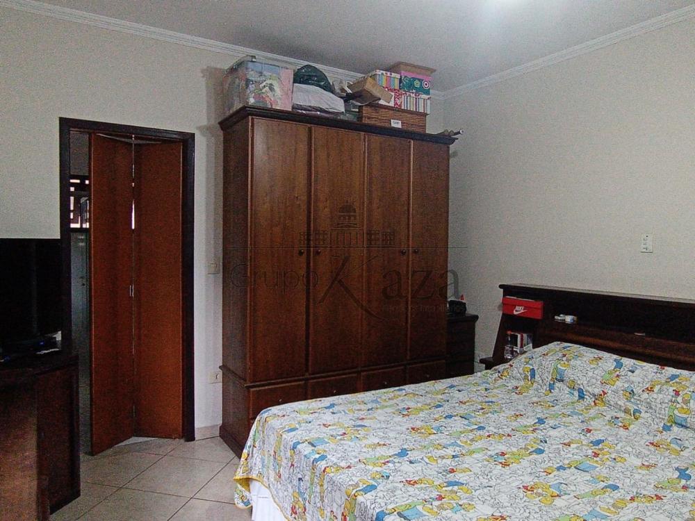 Foto 17 de Casa Térrea em Chácaras Santa Maria, Jacareí - imagem 17