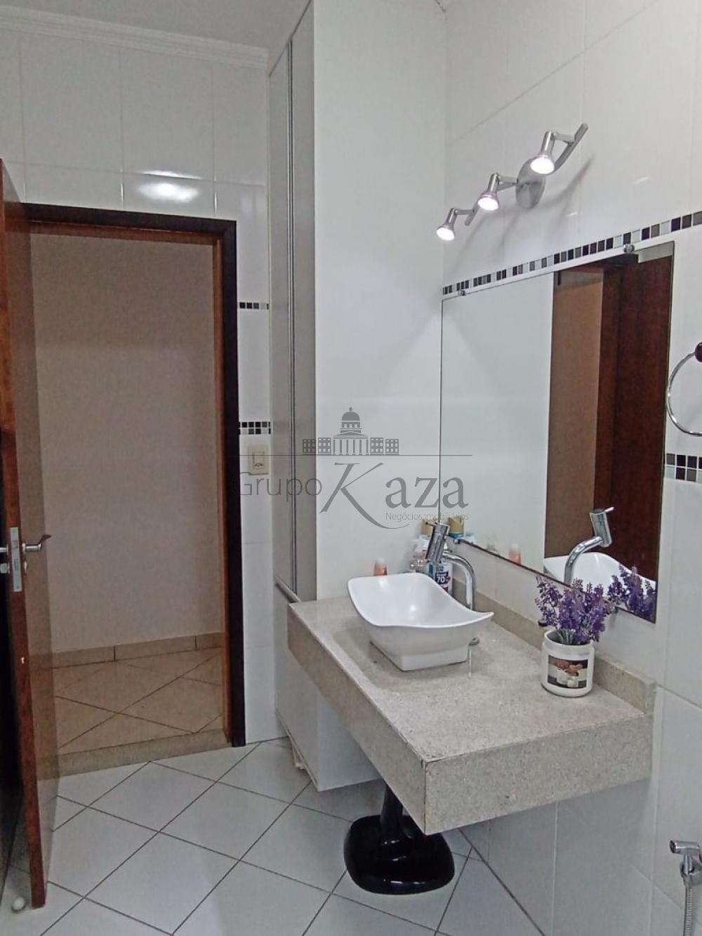 Foto 9 de Casa Térrea em Chácaras Santa Maria, Jacareí - imagem 9