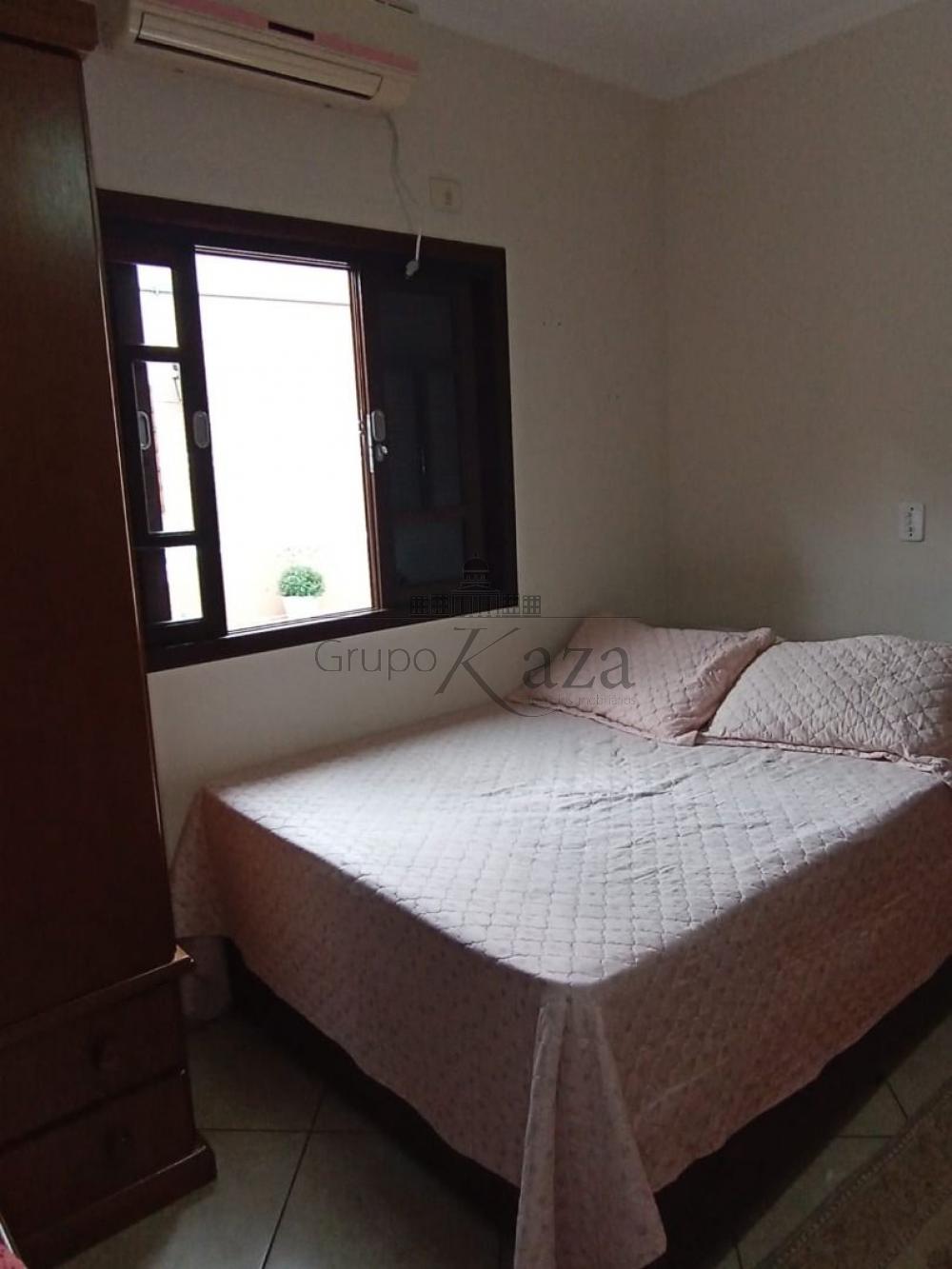 Foto 22 de Casa Térrea em Chácaras Santa Maria, Jacareí - imagem 22
