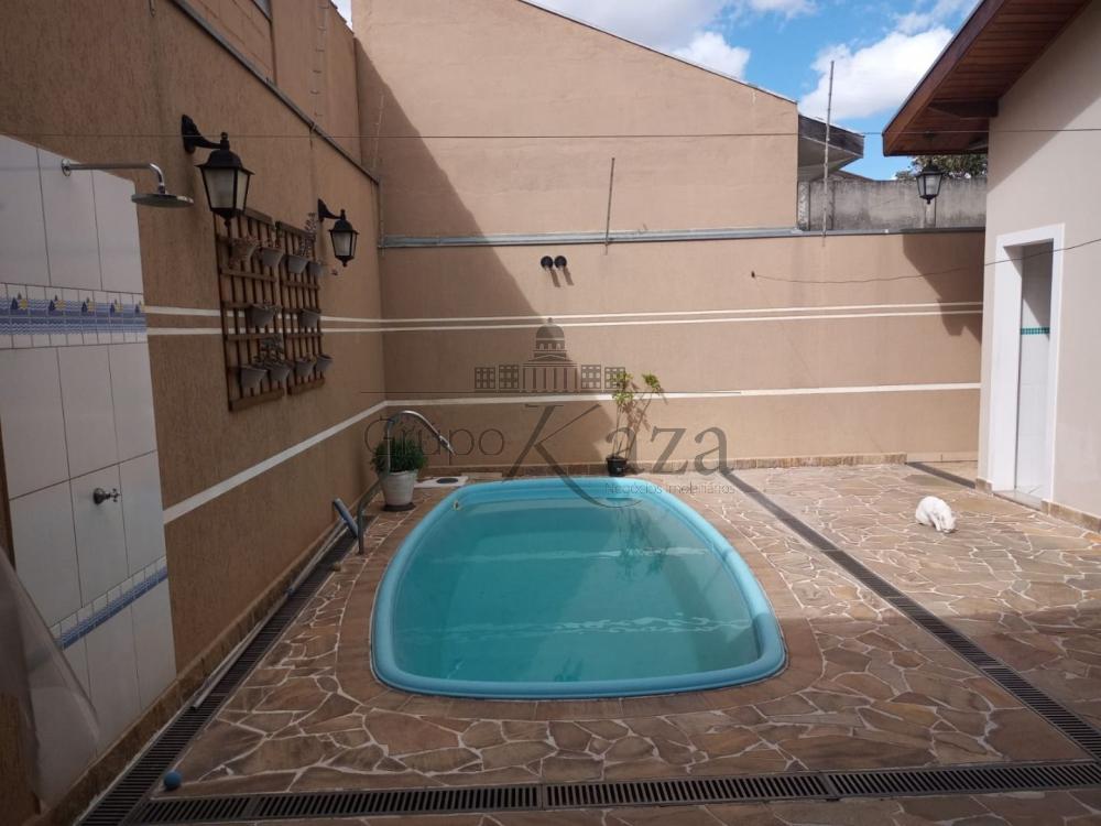 Foto 34 de Casa Térrea em Chácaras Santa Maria, Jacareí - imagem 34