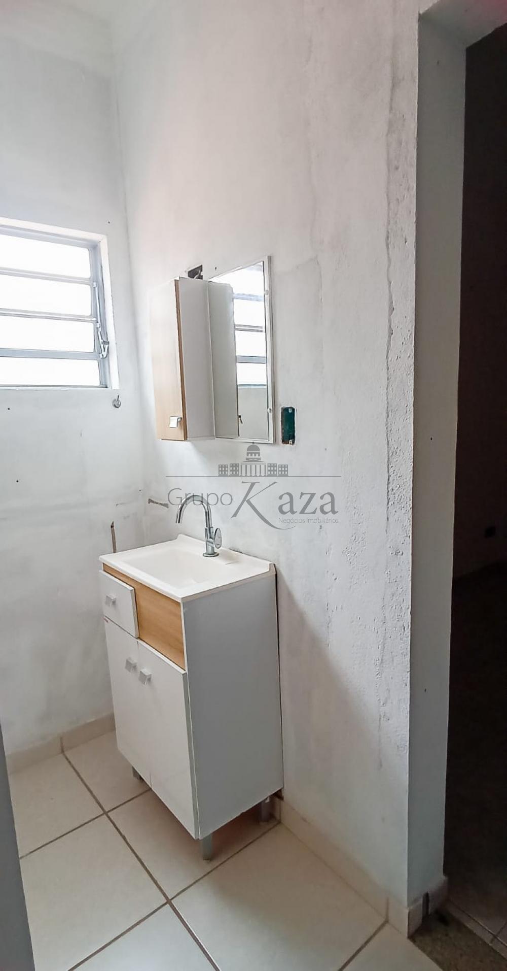 Foto 12 de Casa Padrão em Jardim São Judas Tadeu, São José dos Campos - imagem 12