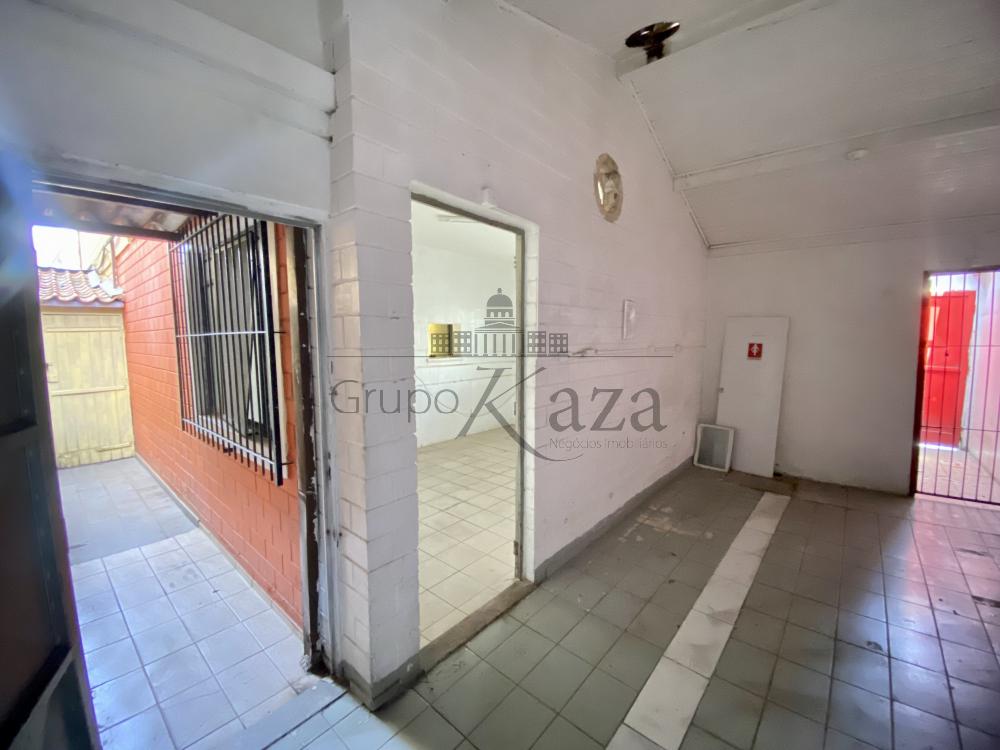 Foto 13 de Comercial Casa em Vila Guaianazes, São José dos Campos - imagem 13