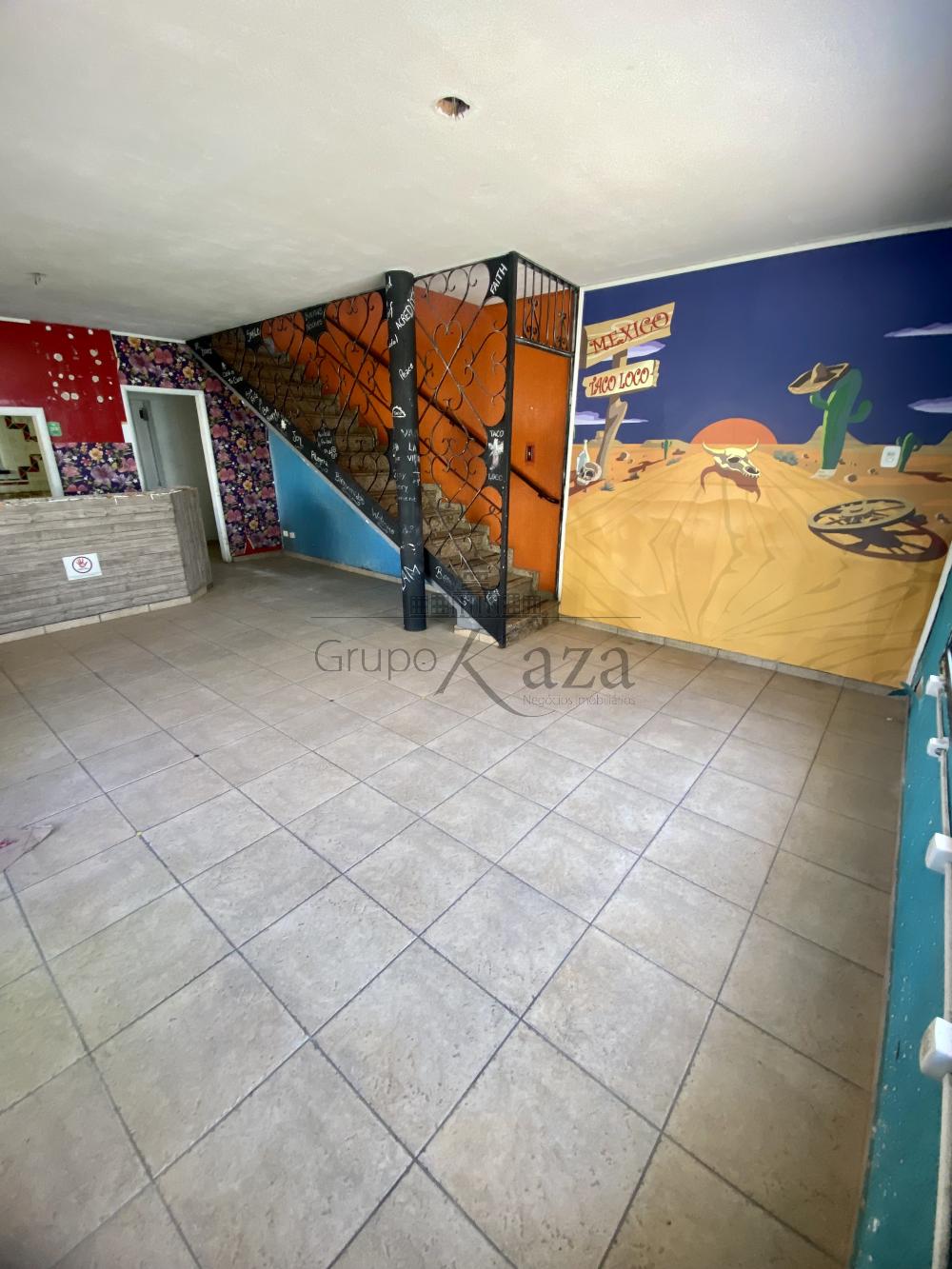 Foto 4 de Comercial Casa em Vila Guaianazes, São José dos Campos - imagem 4