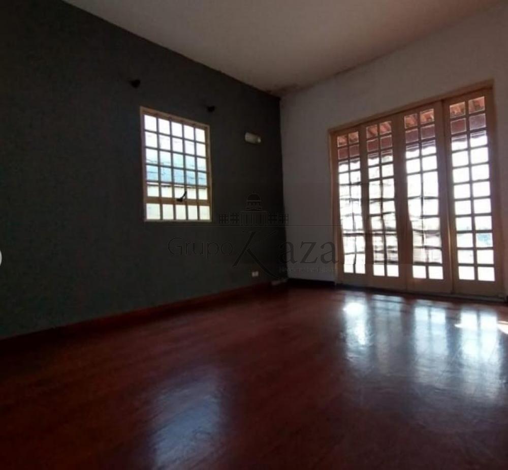 Foto 2 de Casa Padrão em Jardim Bela Vista, Jacareí - imagem 2