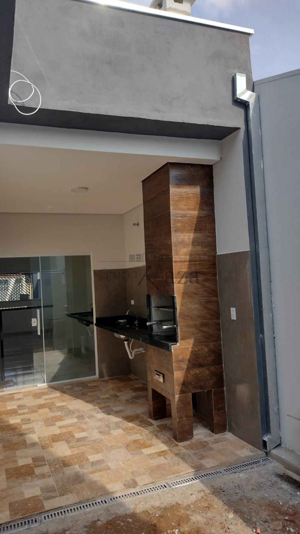 Foto 4 de Casa Padrão em Residencial Santa Paula, Jacareí - imagem 4