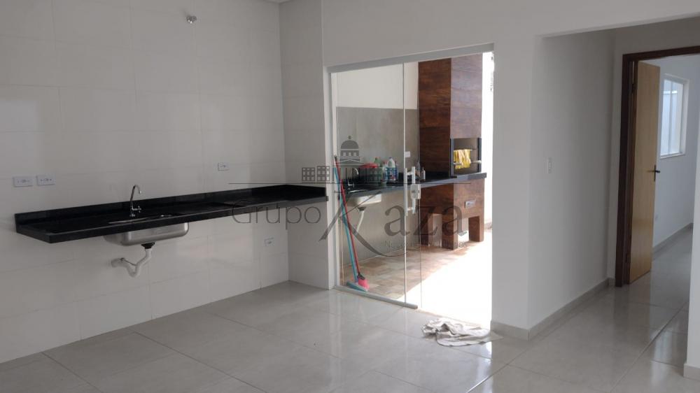 Foto 2 de Casa Padrão em Residencial Santa Paula, Jacareí - imagem 2