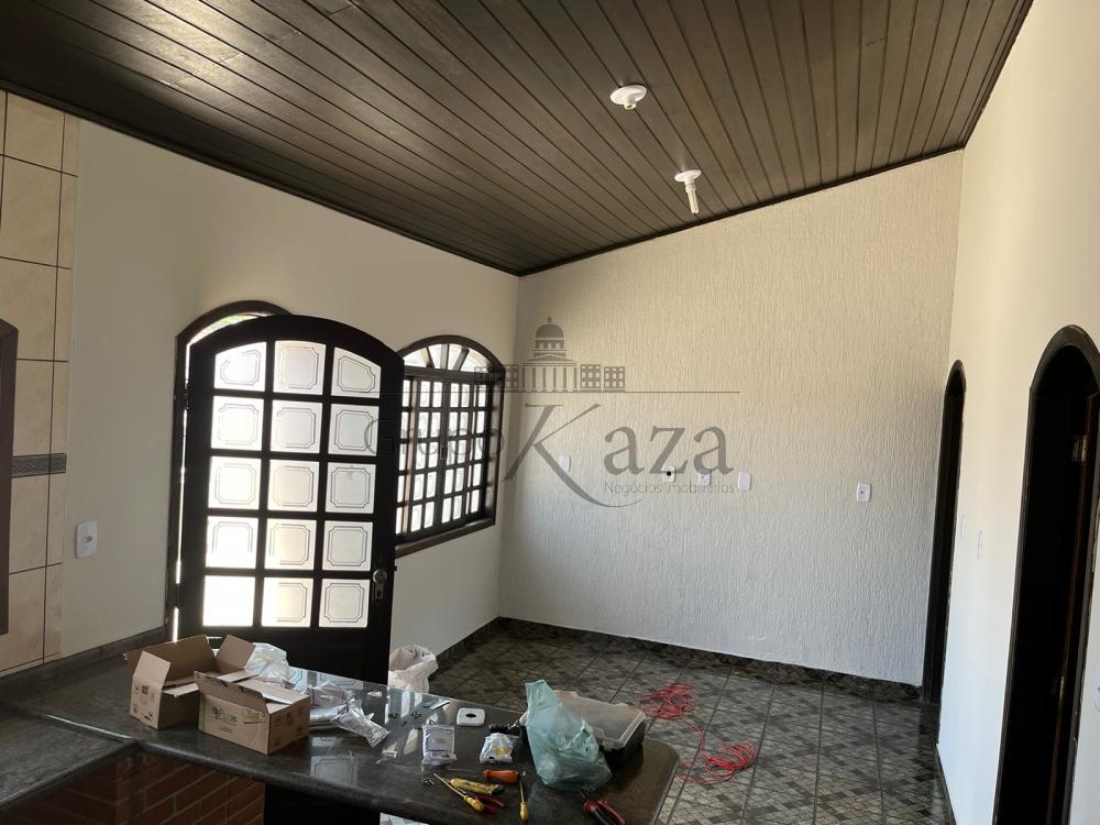 Foto 3 de Casa Sobrado em Parque Itamarati, Jacareí - imagem 3