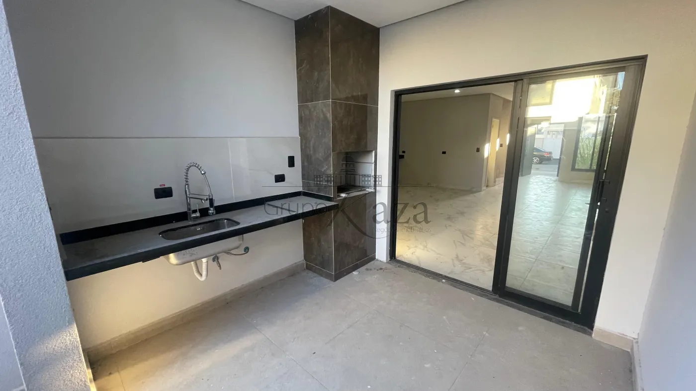 Foto 8 de Casa Condomínio em Jardim Jacinto, Jacareí - imagem 8
