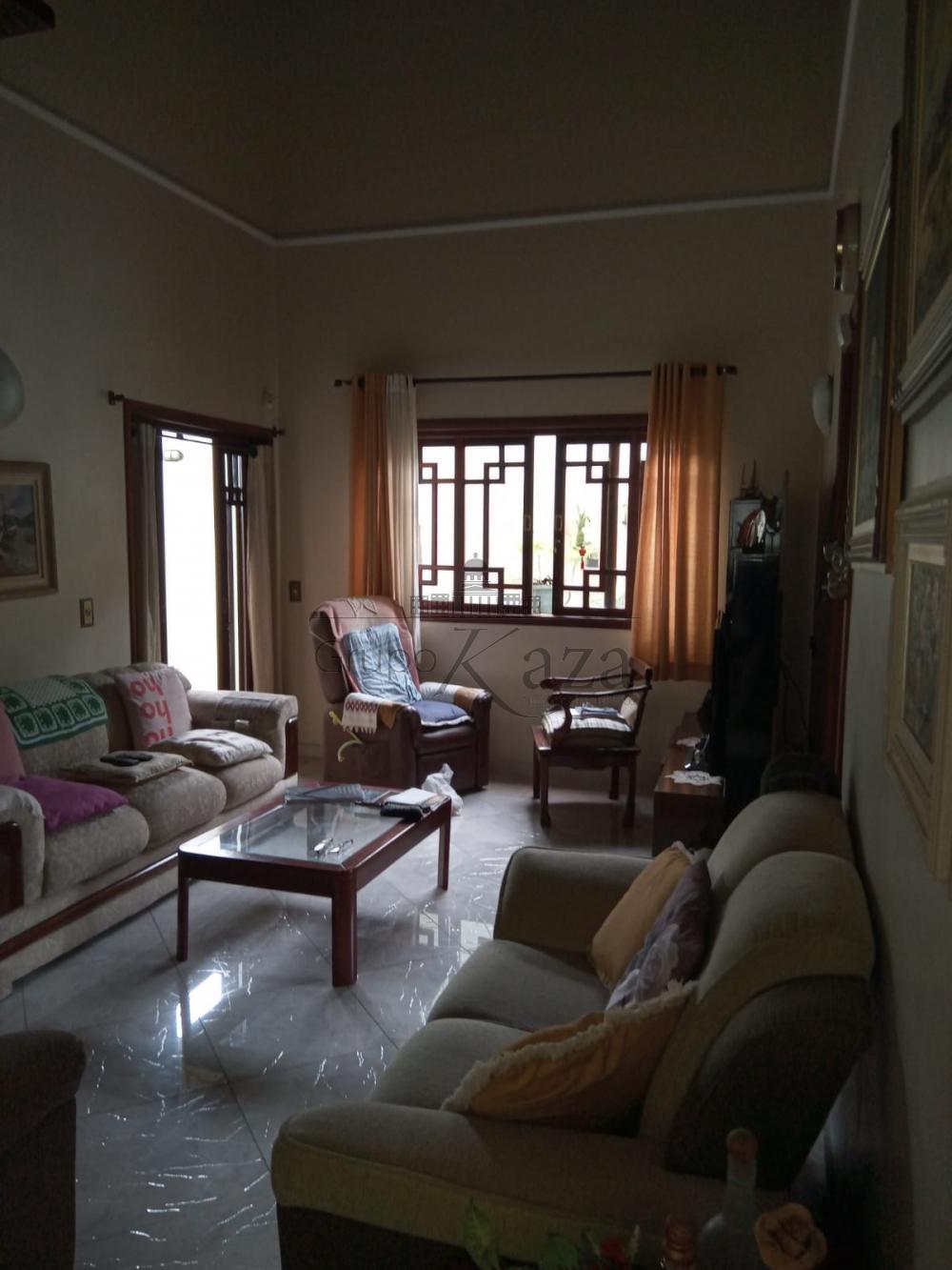 Foto 4 de Casa Sobrado em Chácaras Santa Maria, Jacareí - imagem 4