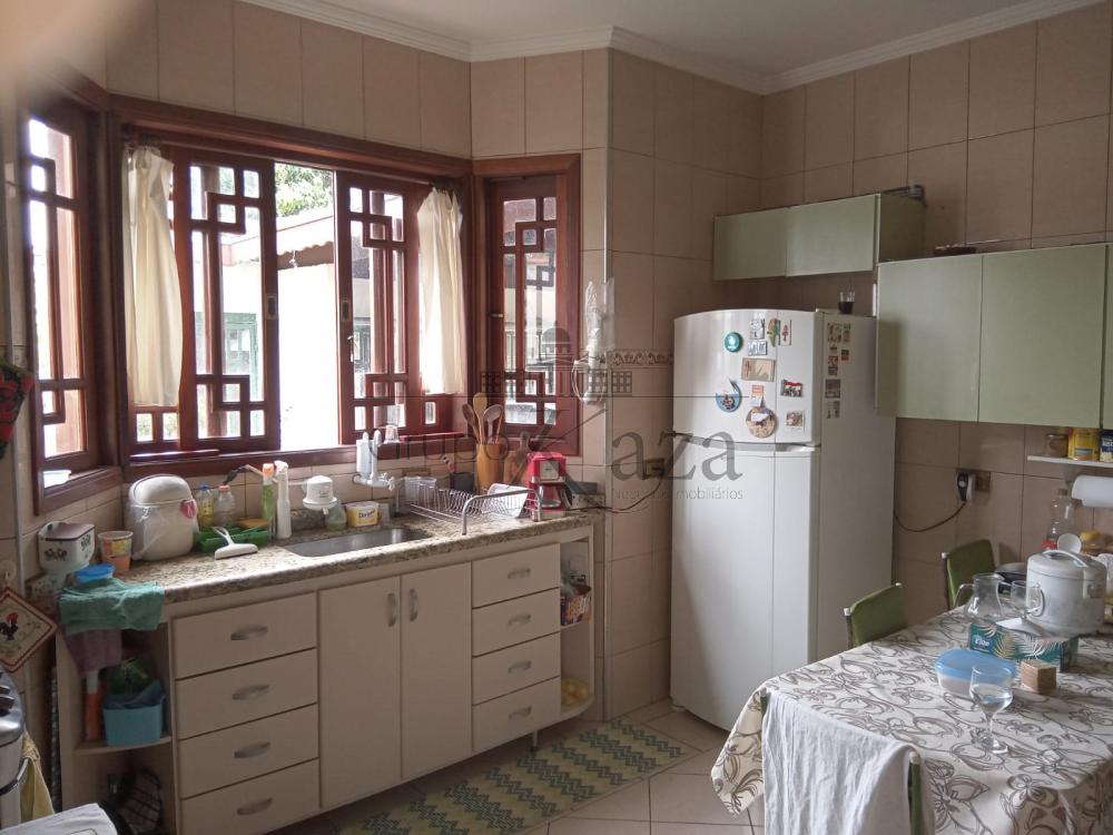 Foto 5 de Casa Sobrado em Chácaras Santa Maria, Jacareí - imagem 5