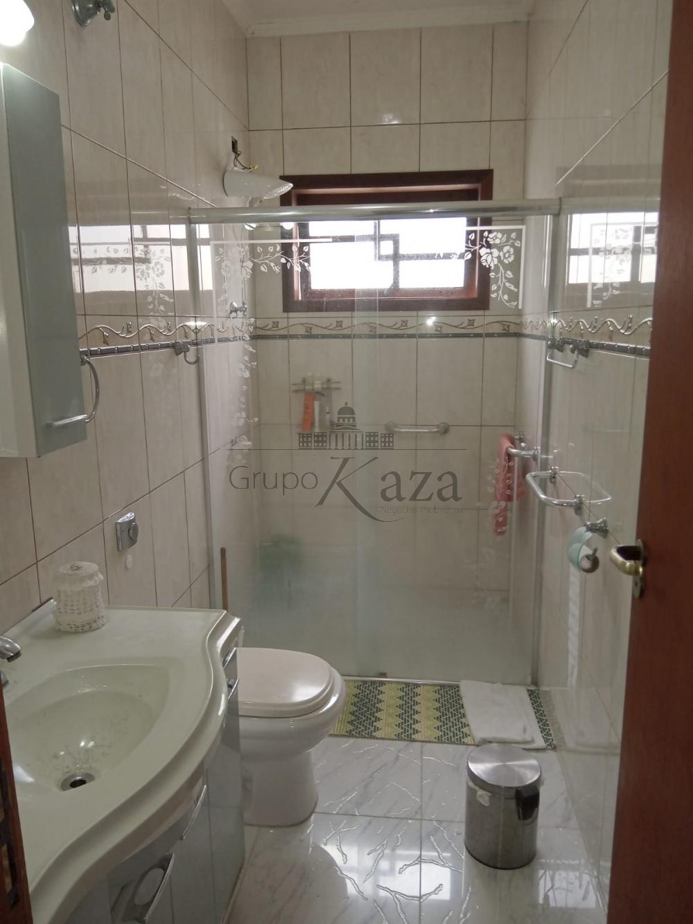 Foto 6 de Casa Sobrado em Chácaras Santa Maria, Jacareí - imagem 6