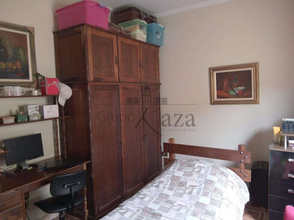 Foto 13 de Casa Sobrado em Chácaras Santa Maria, Jacareí - imagem 13