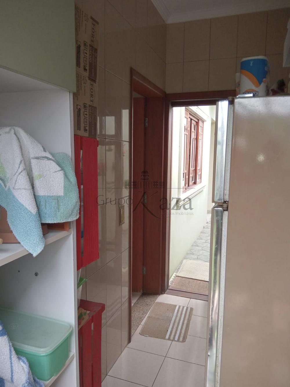 Foto 14 de Casa Sobrado em Chácaras Santa Maria, Jacareí - imagem 14