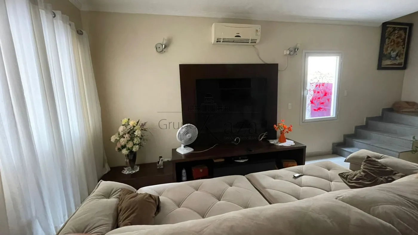Foto 3 de Casa Condomínio em Jardim Santa Maria, Jacareí - imagem 3