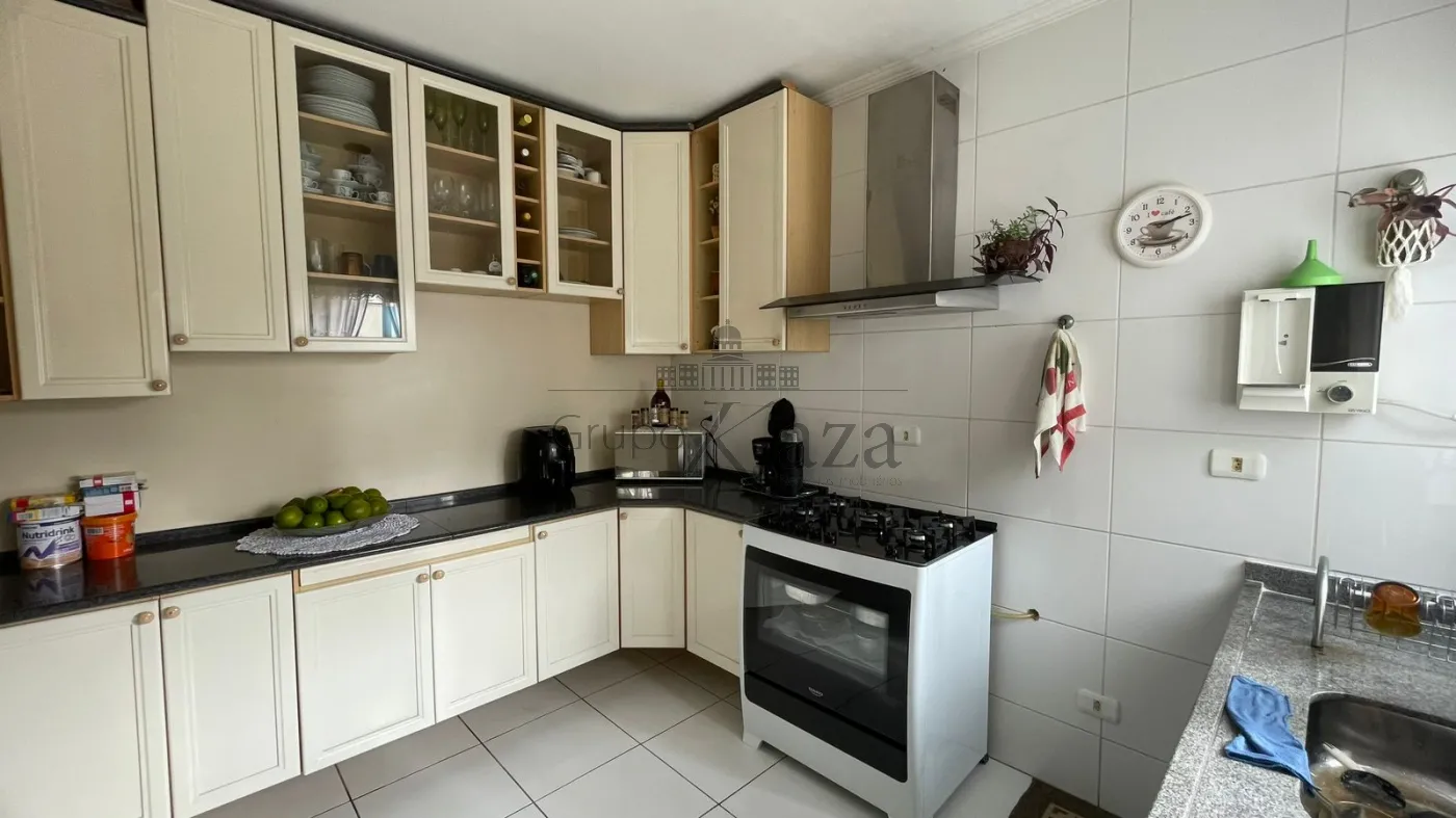 Foto 13 de Casa Condomínio em Jardim Santa Maria, Jacareí - imagem 13