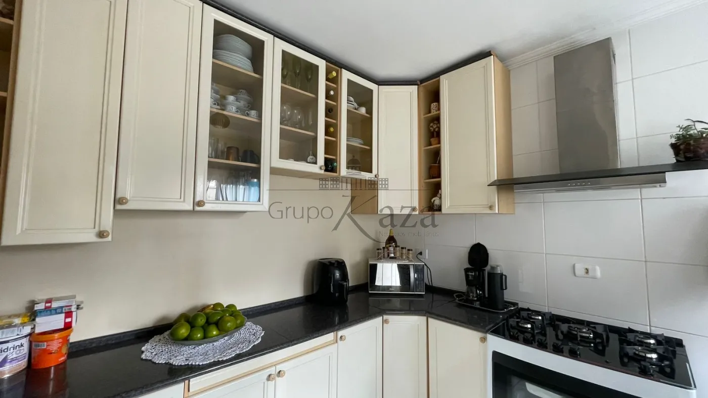 Foto 17 de Casa Condomínio em Jardim Santa Maria, Jacareí - imagem 17