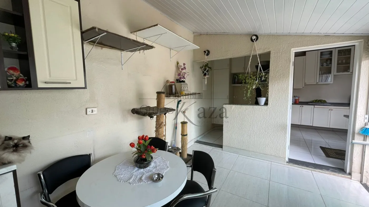 Foto 8 de Casa Condomínio em Jardim Santa Maria, Jacareí - imagem 8