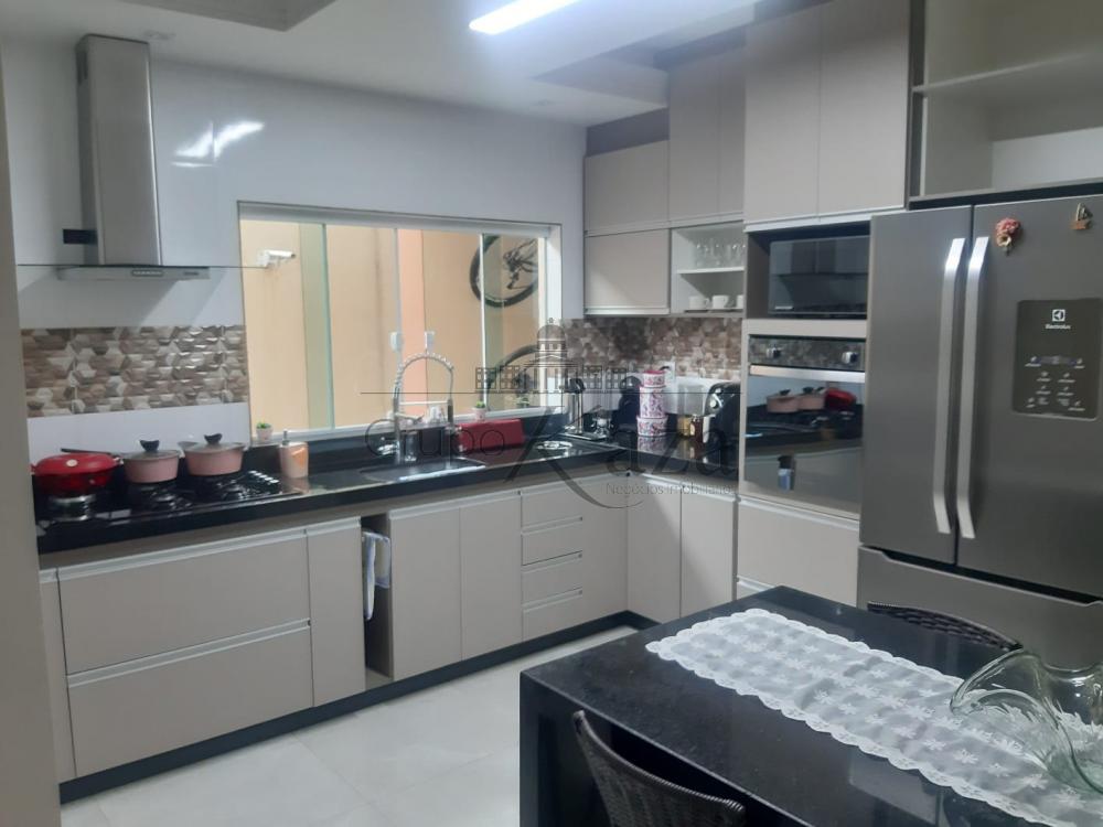 Foto 4 de Casa Sobrado em Jardim Santa Marina, Jacareí - imagem 4