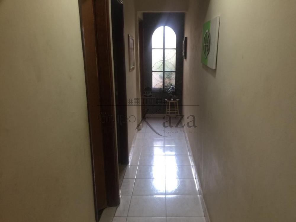 Foto 10 de Casa Padrão em Jardim São Judas Tadeu, São José dos Campos - imagem 10