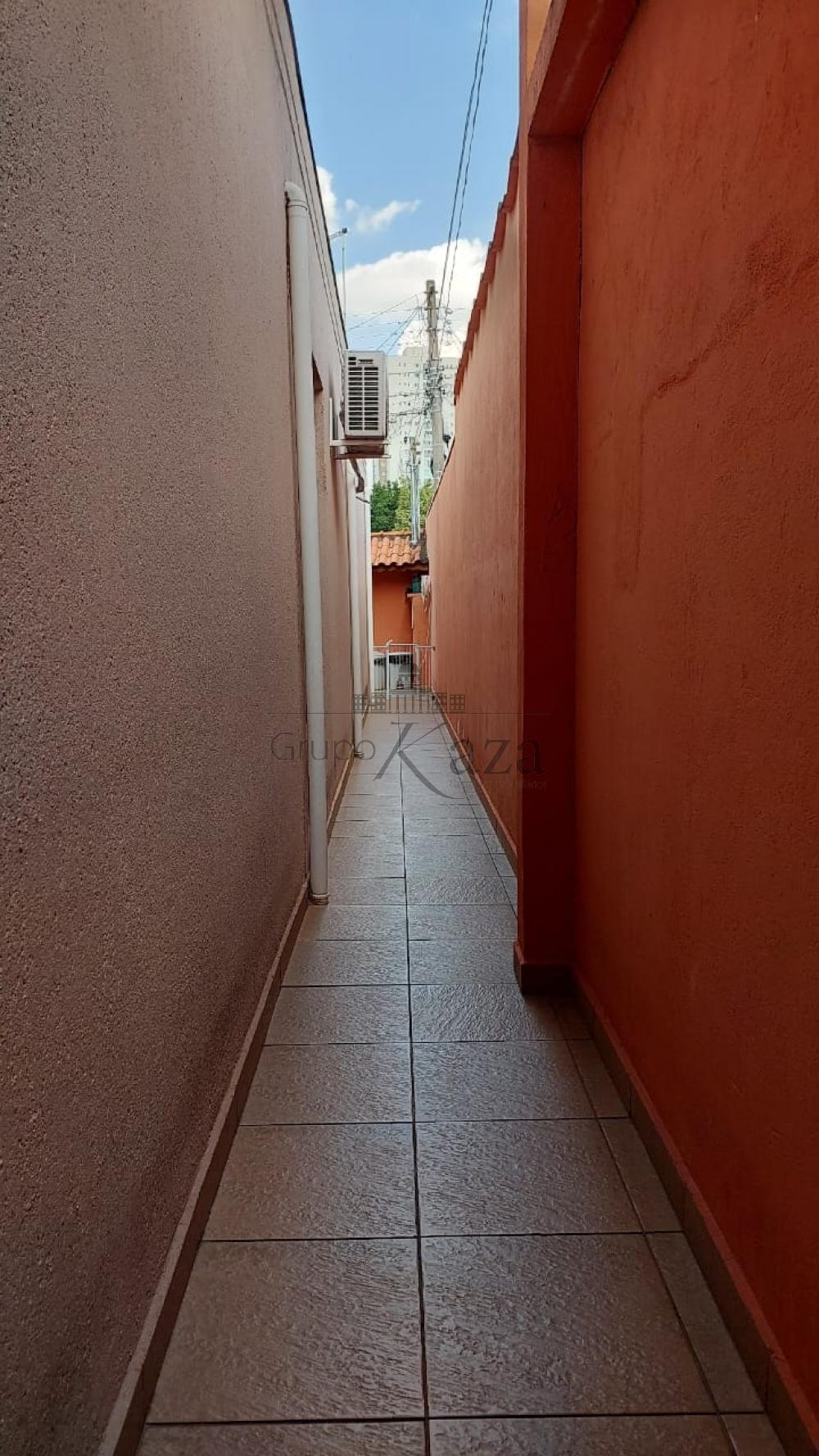 Foto 13 de Casa Padrão em Jardim Luíza, Jacareí - imagem 13